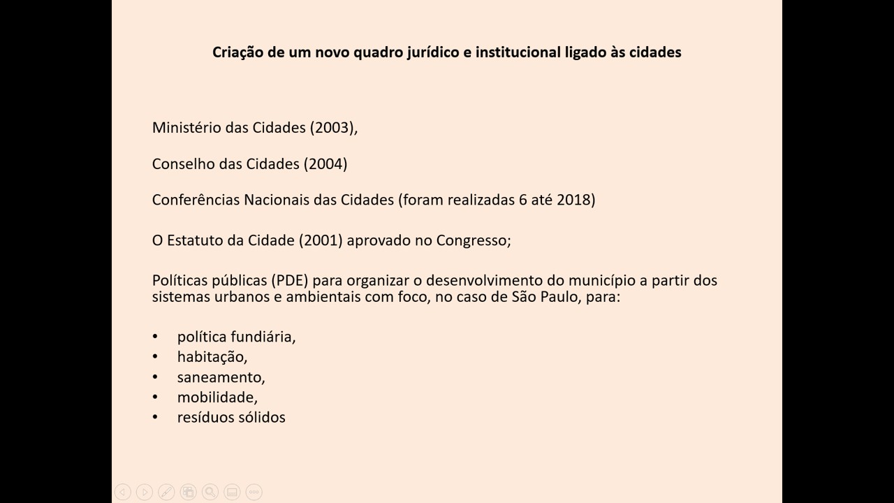 Planejamento Urbano e Limites: aula preparada por Helena Degreas