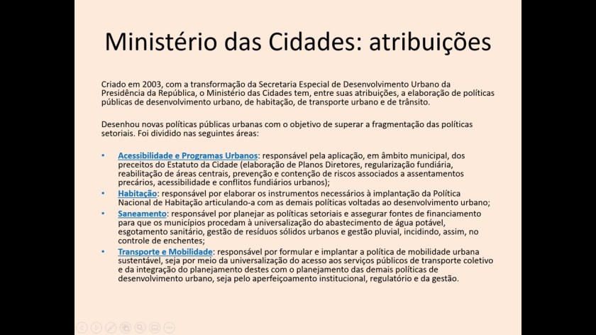 Planejamento Urbano e Limites: aula preparada por Helena Degreas